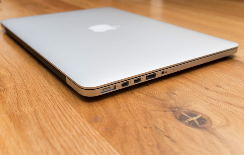 Macbook Pro 13 inch 2015 thiết kế nhỏ gọn, tinh tế và sang trọng